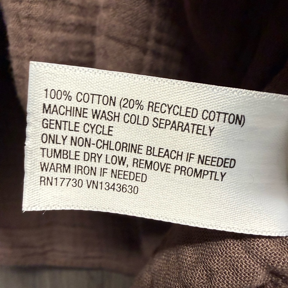 Universal Thread Women’s Casual Button Down Shirt… - image 3